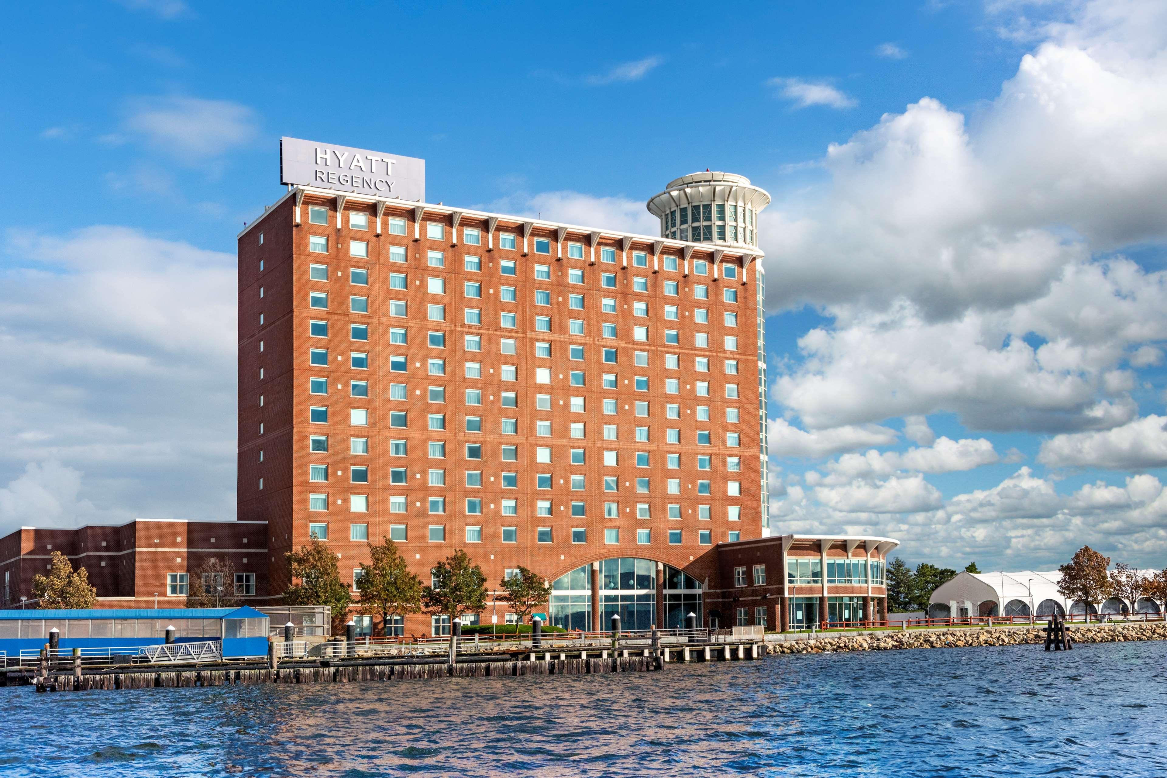 Отель Hyatt Regency Boston Harbor Экстерьер фото